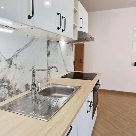 Beautiful Apart. Private Parking Апартаменты *